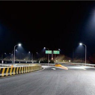 what are the right height and spacing of led street light posts? wat is die regte hoogte en spasiëring van gelei straatligpale?