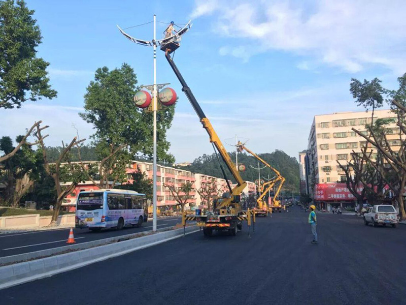 How to do maintenance of street Light? Hoe om instandhouding van straatlig te doen?